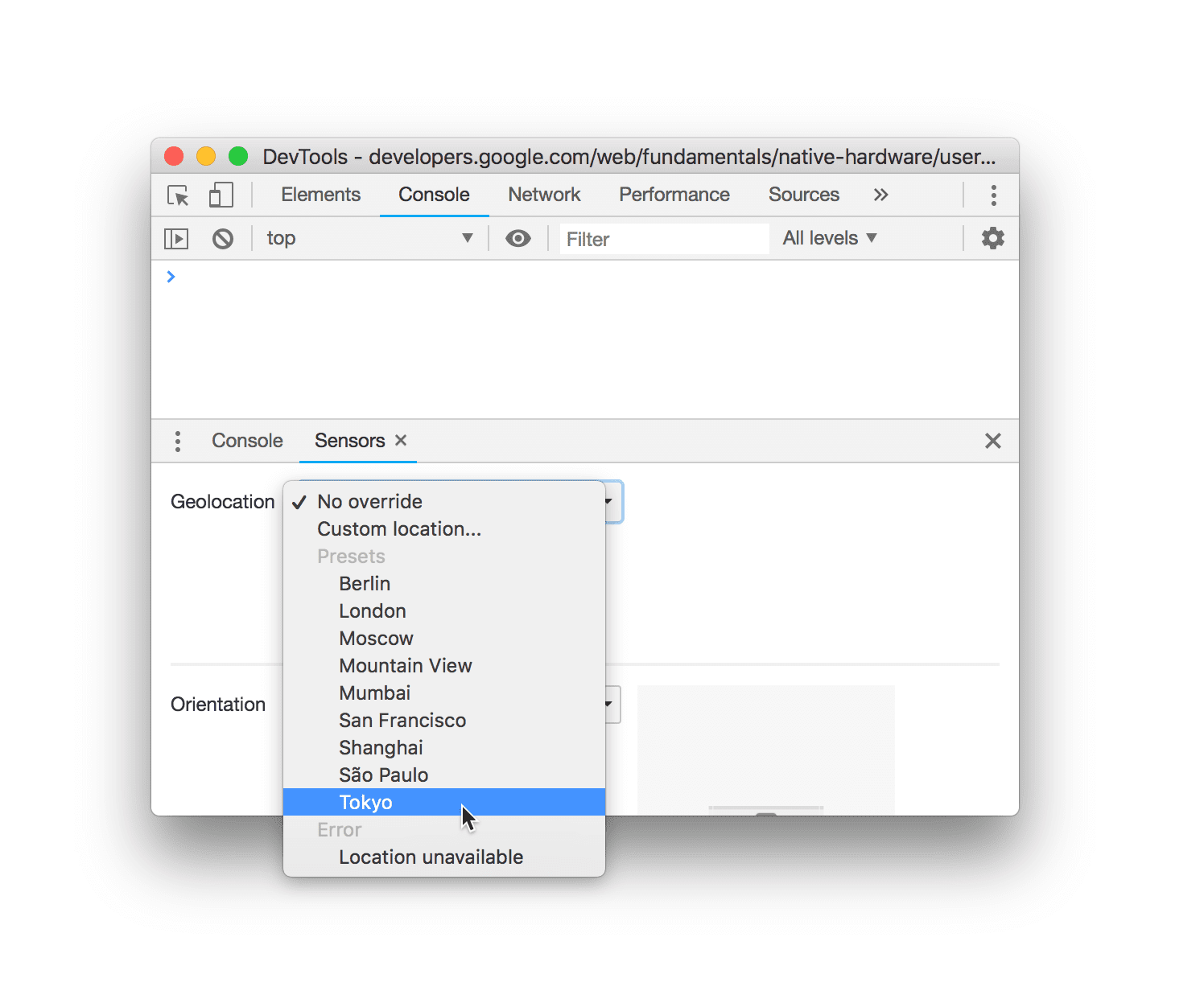 Memilih 'Tokyo' dari daftar 'Geolocation'.