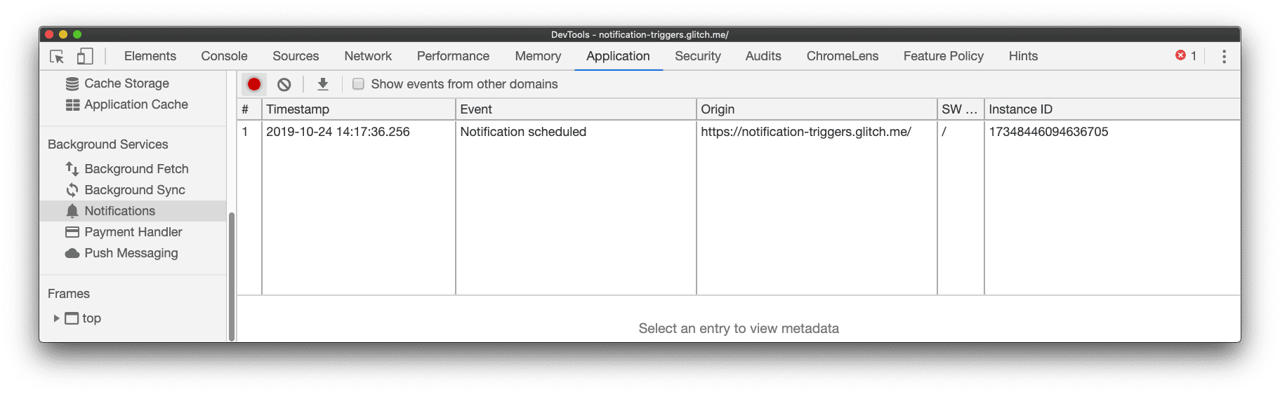Um evento de notificação programada foi registrado no painel "Notificações" do Chrome DevTools, localizado no painel "Aplicativo".